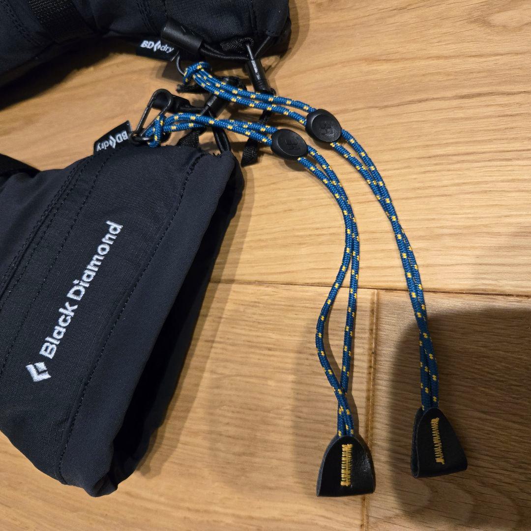 Black Diamond ソロイストフィンガーSサイズ モンベルのリーシュ付き