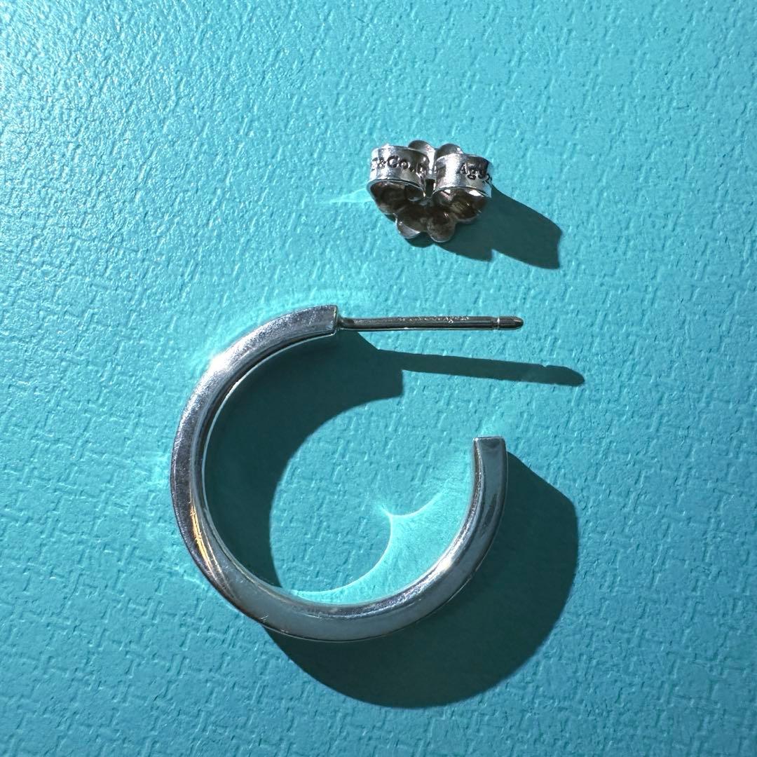 Tiffany】1837TMフープピアス スモール(片耳)ポーチ付き