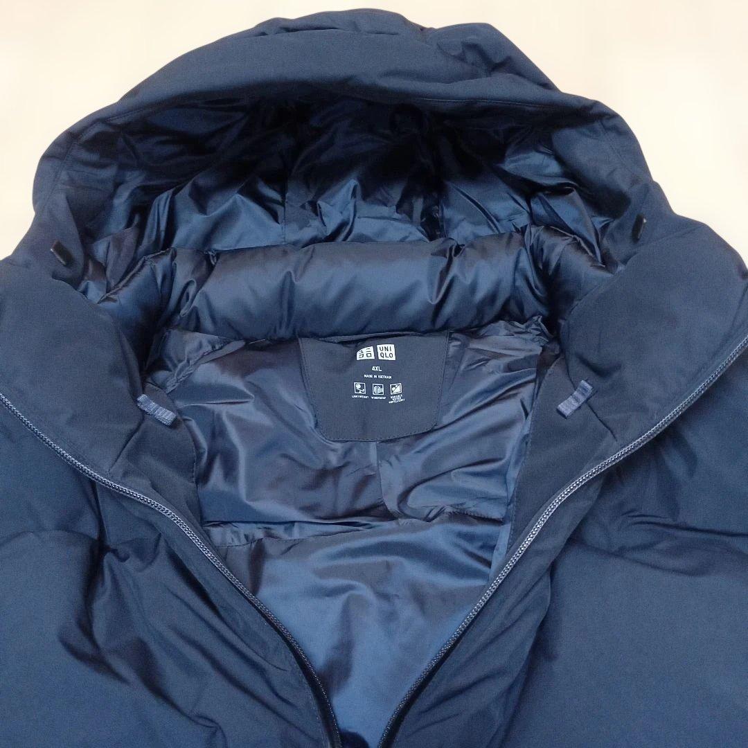美品！超大きいサイズ！ユニクロ シームレスダウンパーカ メンズ 4XL