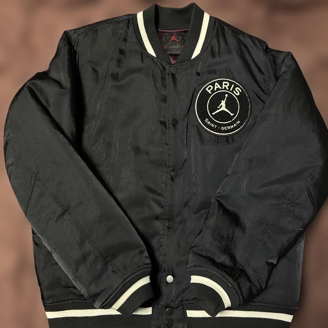 PSG × JORDAN CLUB ANTHEM JACKET Jordan Brand Paris Saint-Germain Navy Club Anthem Raglan Full-Zip