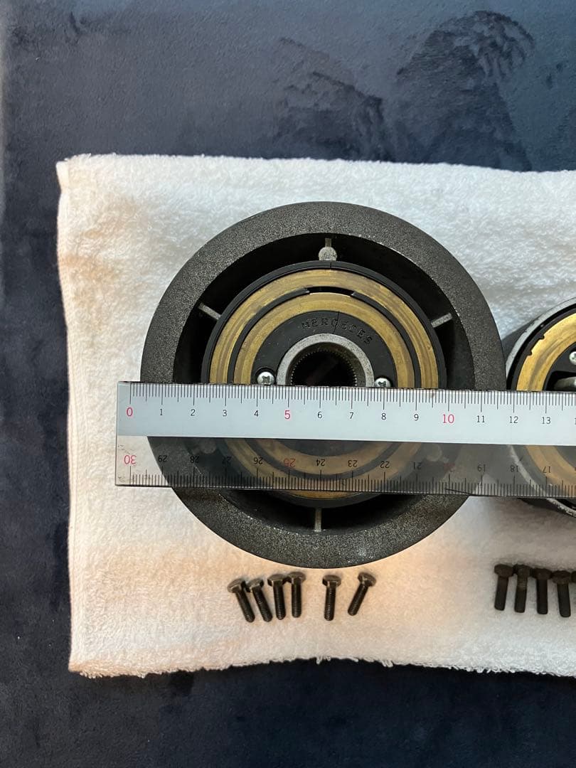 ナルディNARDI wood handle イタリア製 ボス2種類 メルセデス含 - メルカリ