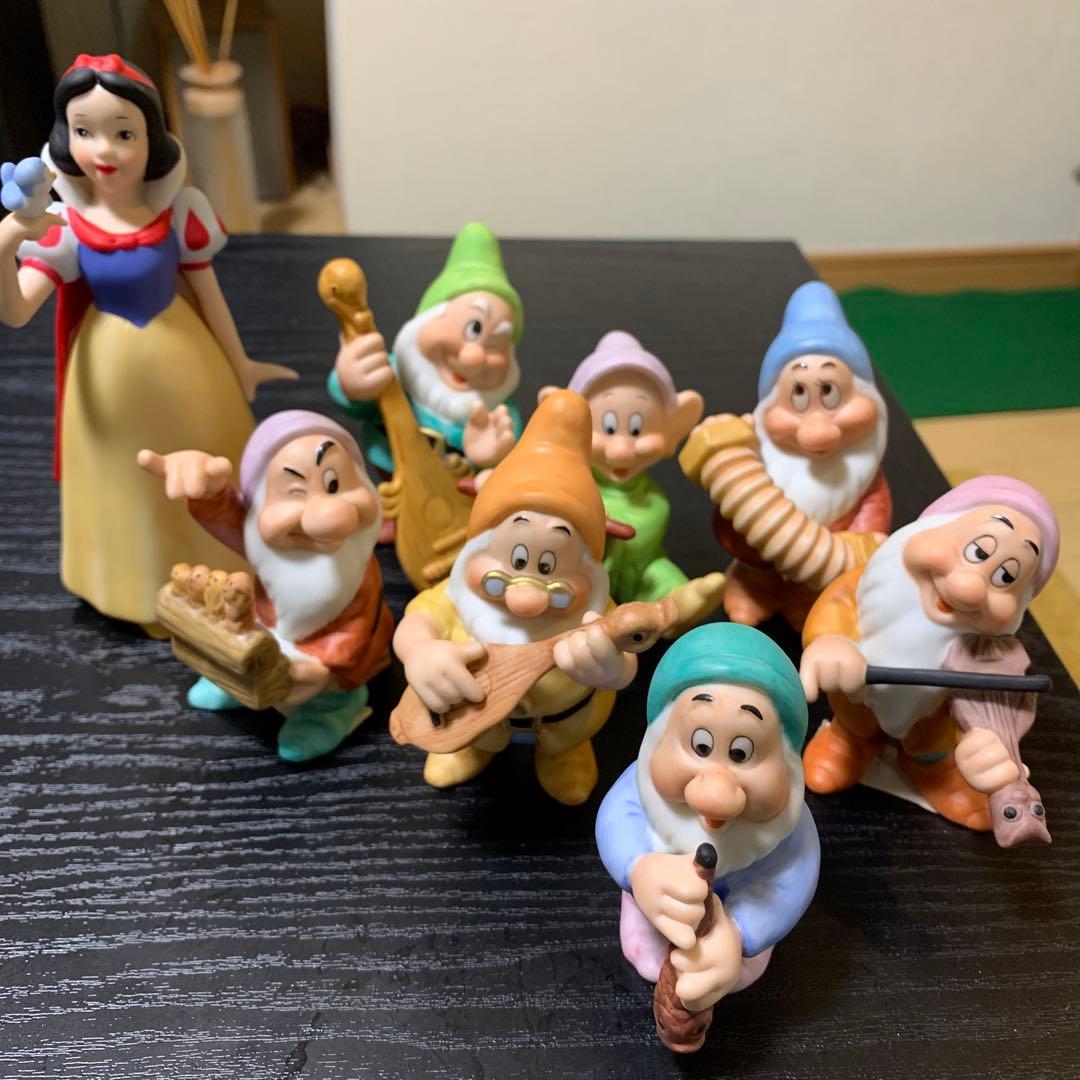 ディズニー 白雪姫と七人の小人 フィギュア 8体セット - メルカリ