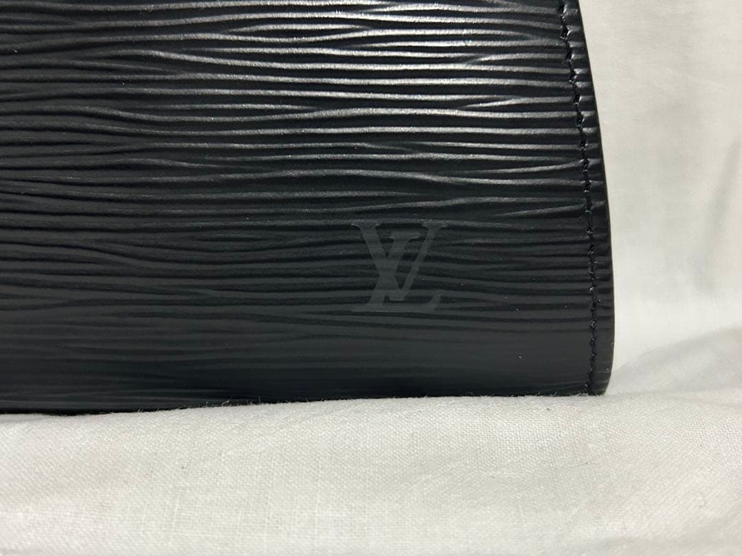 訳あり Louis Vuitton ブラック エピレザーポーチ