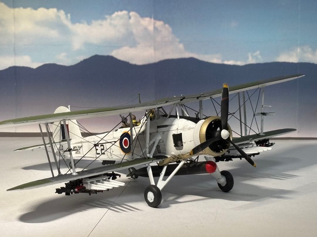 タミヤ 1/48 英国海軍　フェアリー　ソードフィッシュMk.2. 完成品 フェアリー ソードフィッシュ Mk.II (プラモデル) - ホビーサーチ