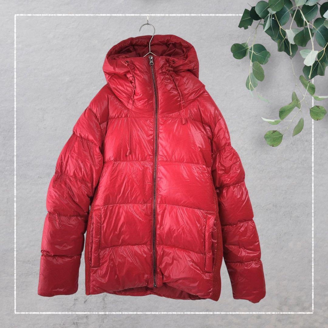 サムディフ】ボリュームネックダウンジャケット(M)フード 赤 光沢感