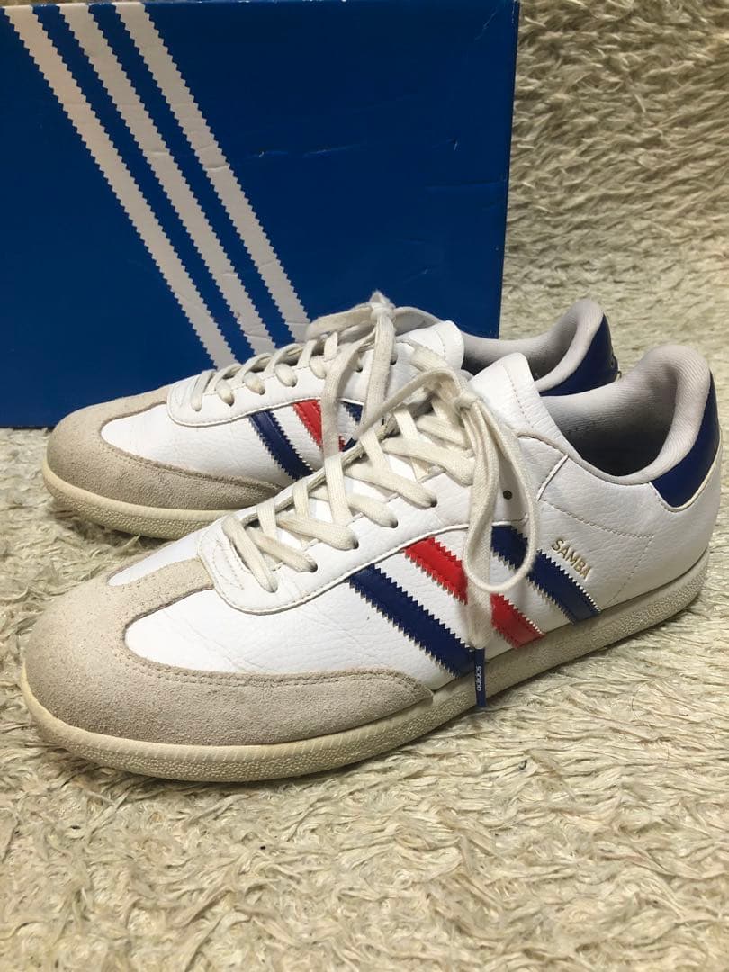 美品　アディダス　サンバ　ゴルフ　ビームス別注　samba 27cm 定番の人気モデル「SAMBA」のゴルフシューズ第2弾 どんなシーンにも