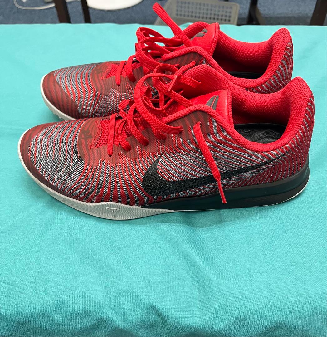 Nike Kobe メンタリティ2シューズ US 10.5 赤 NIKE（ナイキ） コービー