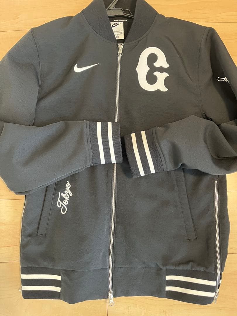 読売ジャイアンツナイキグランドコート2024 - メルカリ