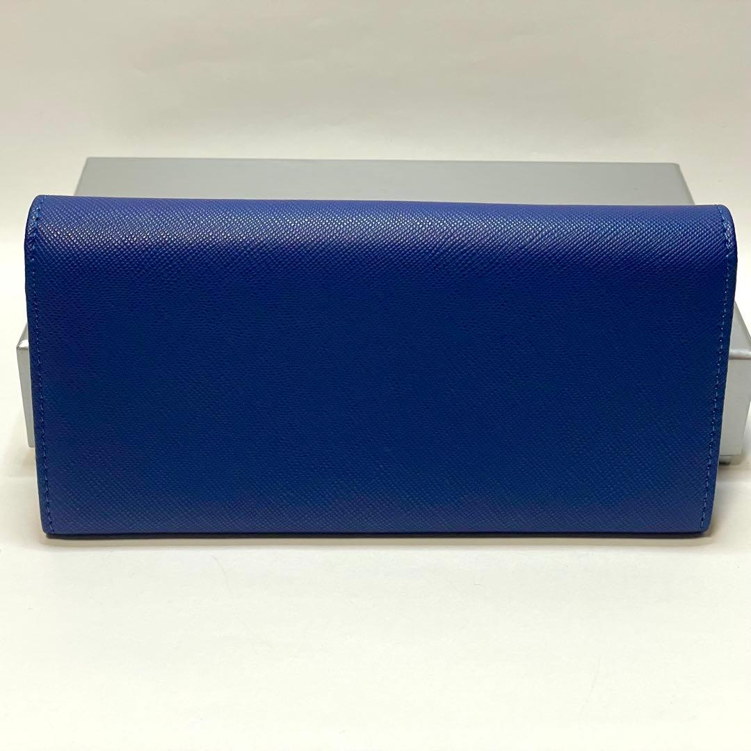 いちごちゃん様専用】Vivienne Westwood 二つ折り財布 ブルー - メルカリ