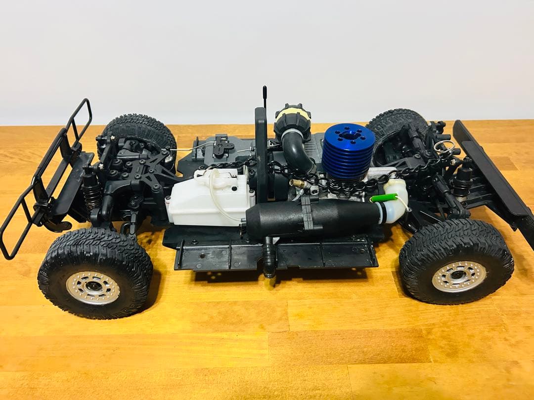 デアゴスティーニ 1/8 ハマーH1 エンジンラジコン オリーブドラブ