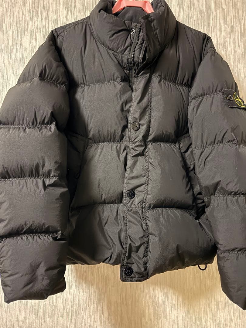 希少品　Stone  ダウンジャケット　S STONE ISLAND（ストーン アイランド） 2025AW FINAL CLEARANCE メンズ