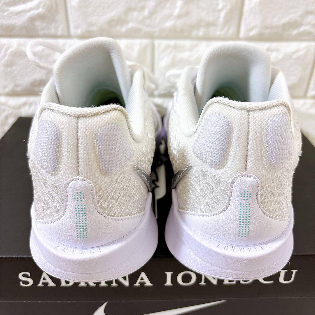 NIKE ナイキ SABRINA2 EP 25.5cm サブリナ バッシュ 部活