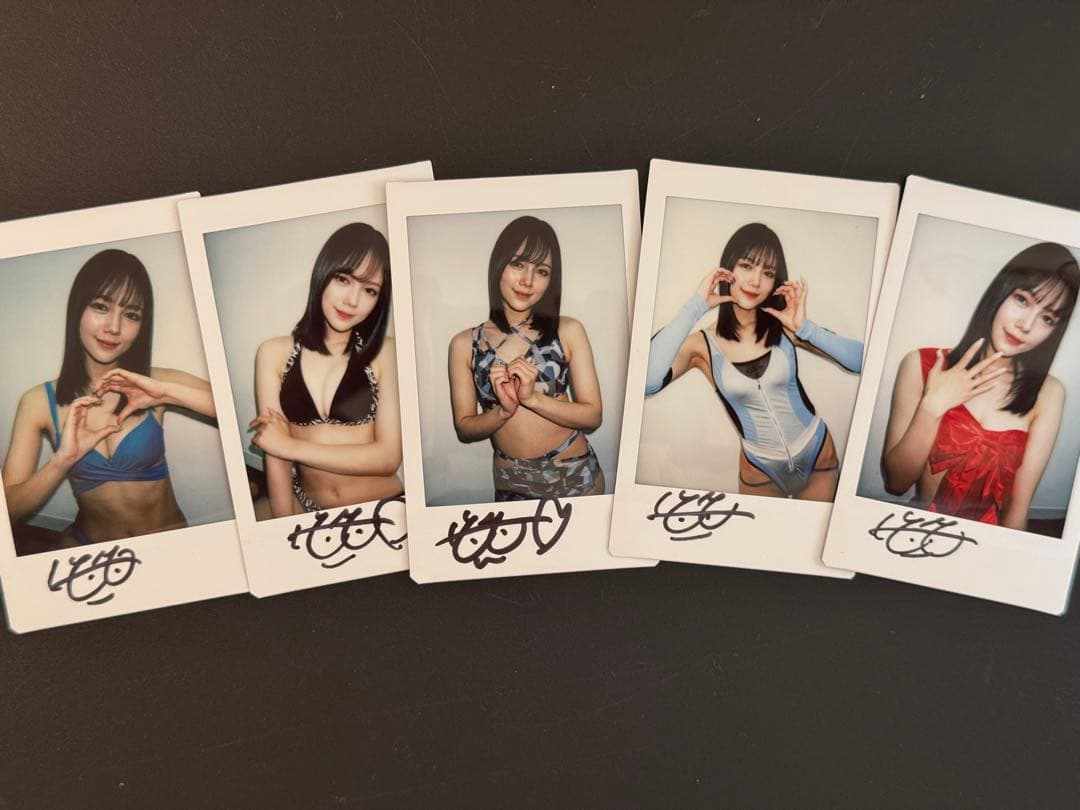 涼森れむ サイン入りチェキE - メルカリ