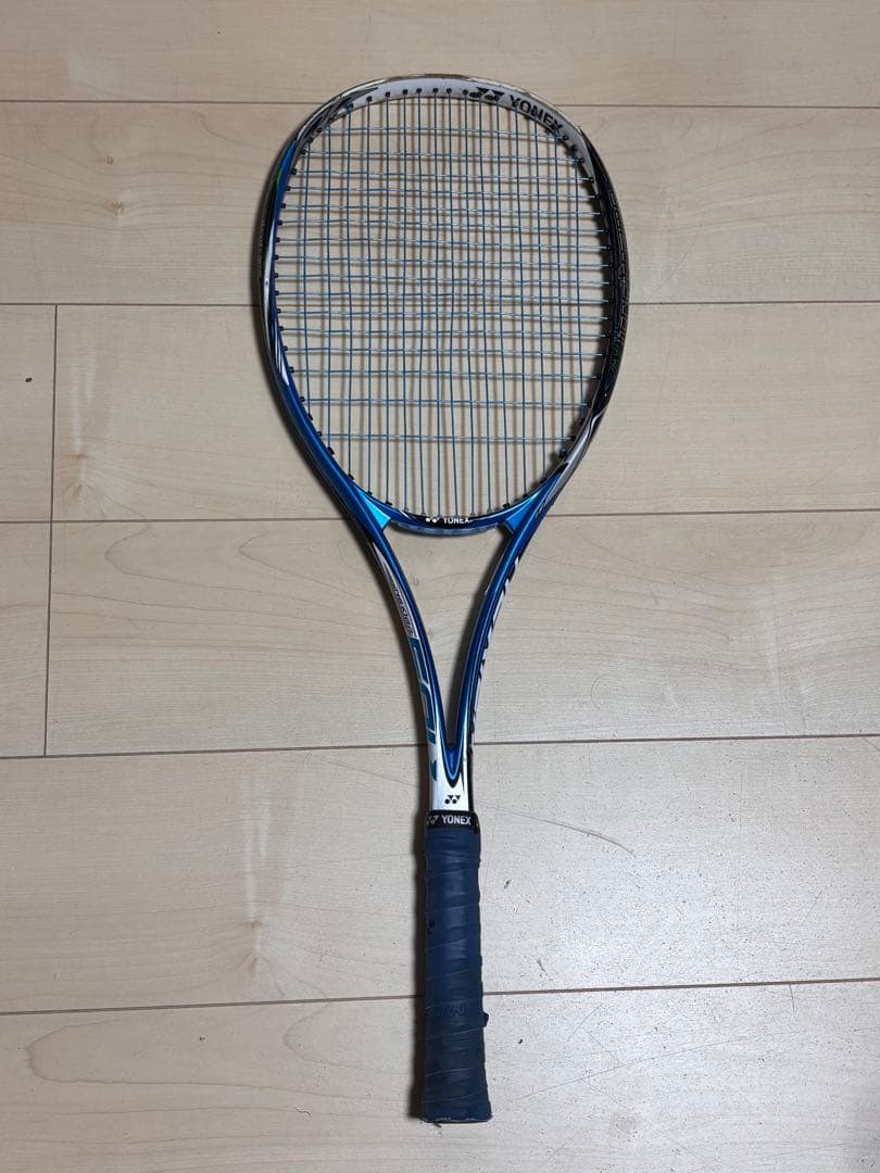 YONEX NEXIGA50v (初版カラー) シリーズNo.1の飛び！「NEXIGA 50G、50S、50V」の新デザイン、シャイン