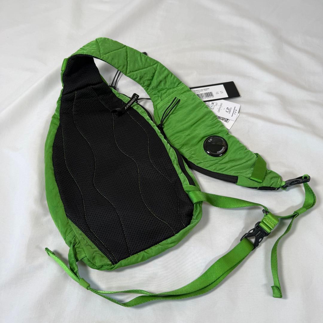 【定価4.2万/あおば着用】C.P.Company ボディ バッグ グリーン