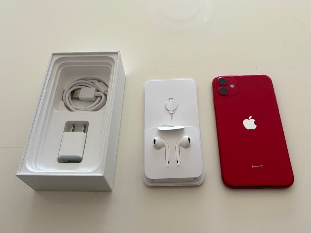 Apple iPhone 11 (PRODUCT(RED)) 本体 箱付き - メルカリ