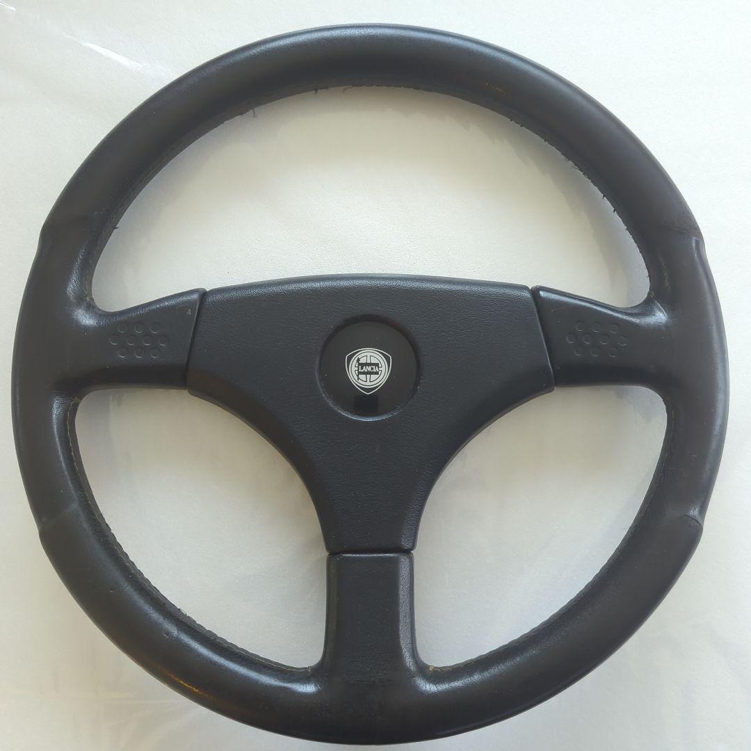 ランチアデルタHFインテグラーレ純正　モモステアリング ランチアデルタHFインテグラーレ純正 モモステアリング - メルカリ