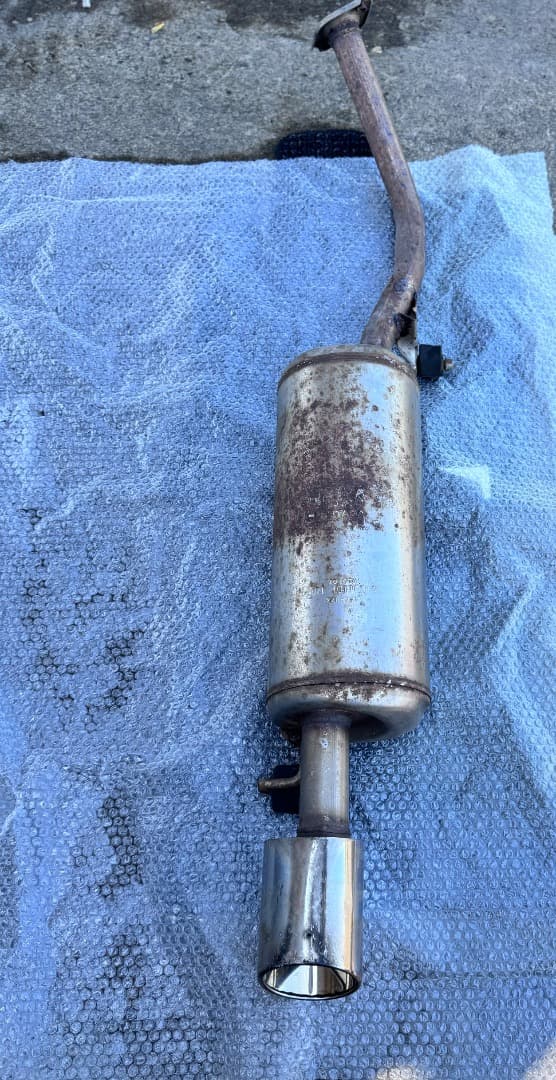 プリウス30Gs純正サイレンサー Yahoo!オークション - 30プリウス G's純正マフラー