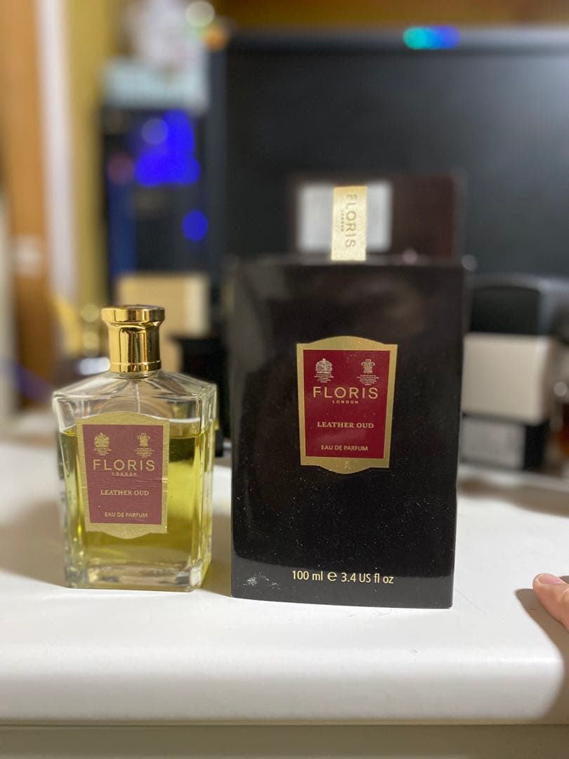 香水(ユニセックス) FLORIS Leather Oud 100ml Floris Leather Oud Perfume | FragranceNet.com ®