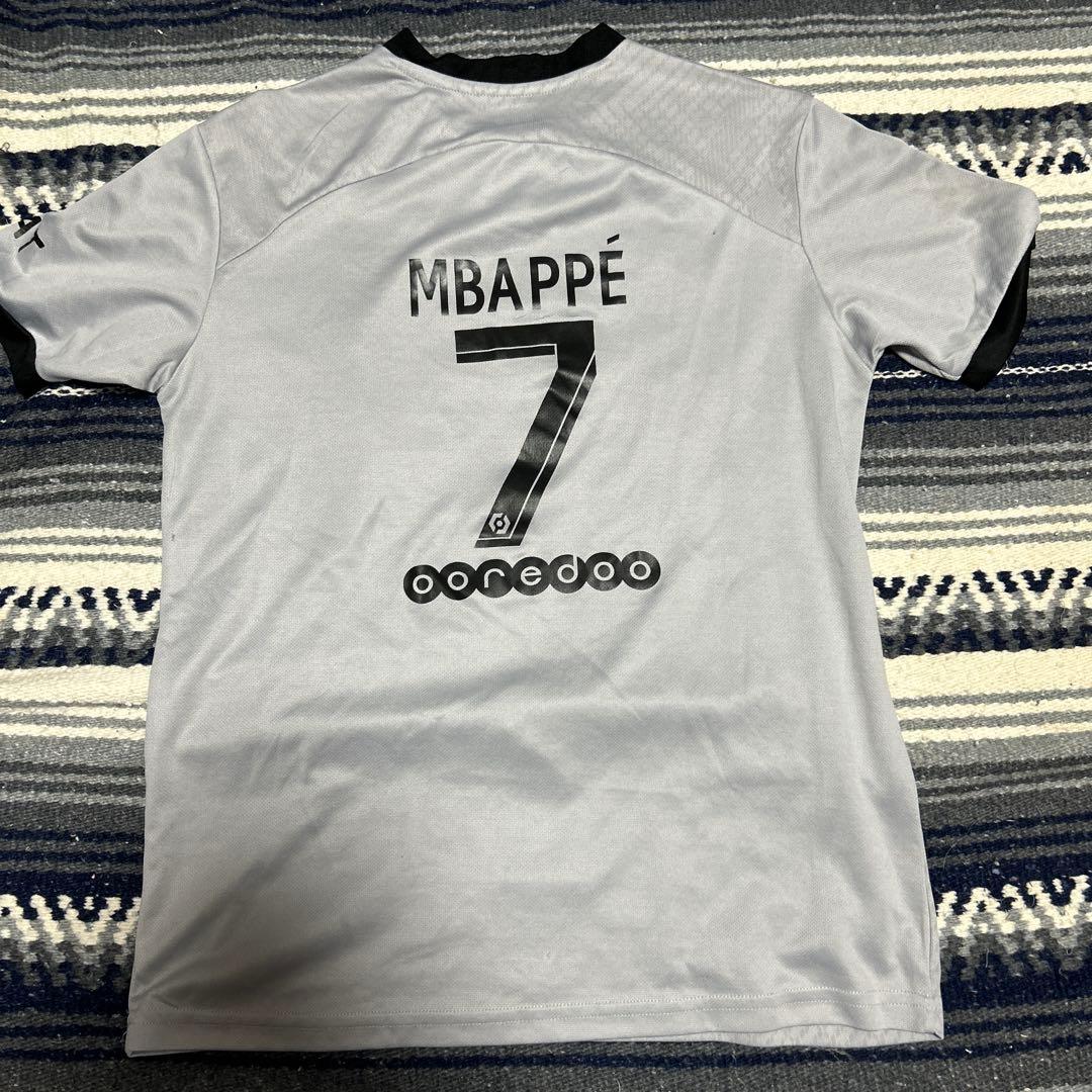 あ*元様 パリ ユニフォーム MBAPPÉ ムバッペ 激レアシャツ 大人気 2025