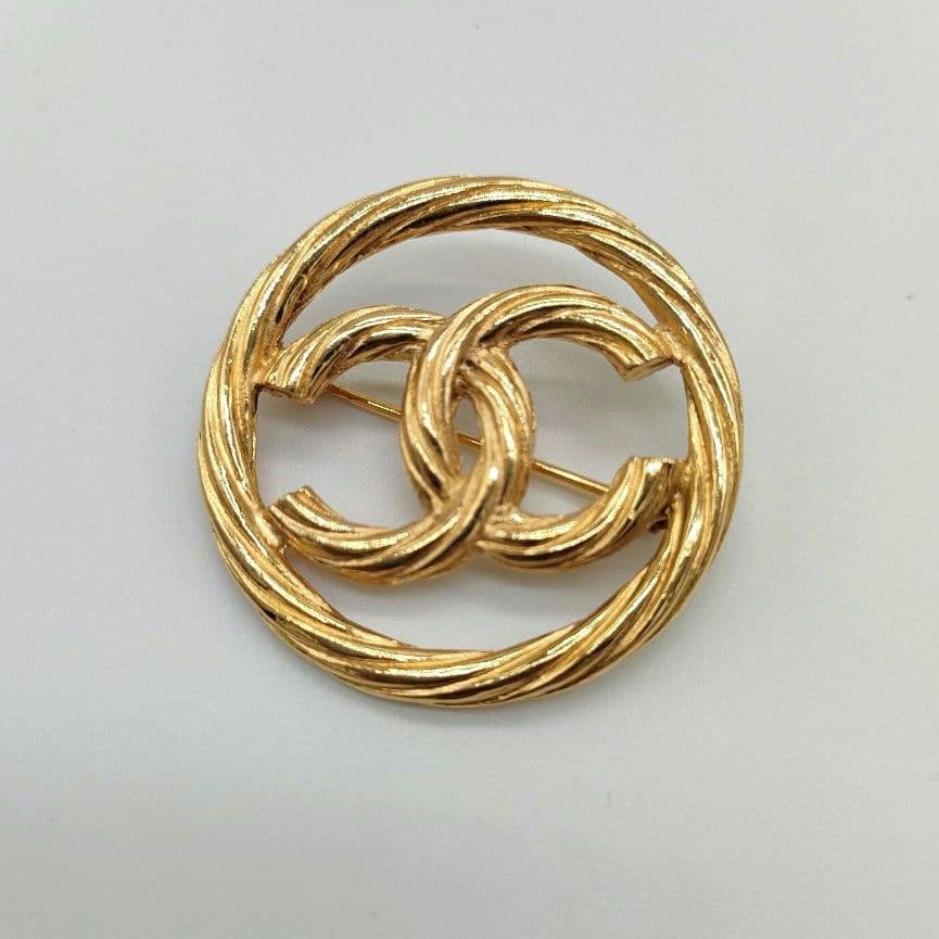 シャネル 1269 ココマーク ブローチ GP ユニセックス CHANEL ココマーク ブローチ ブラック ゴールド レジン GP ライン