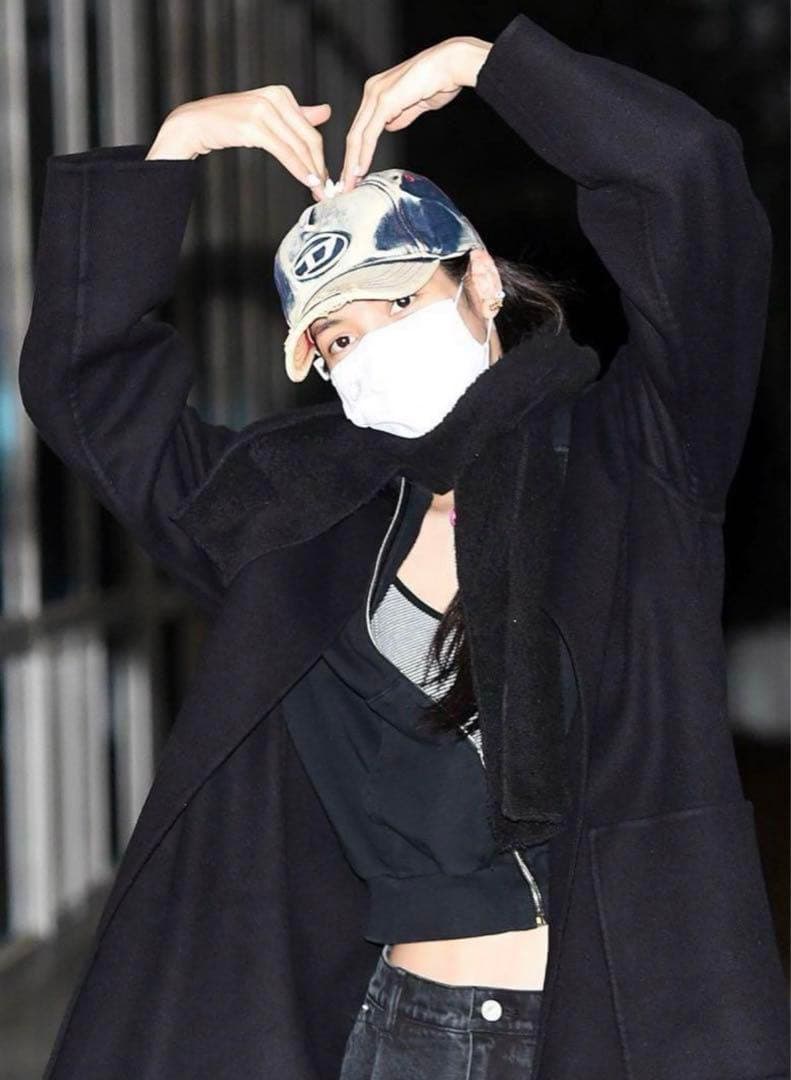 ヒョンジン着用DIESEL C-Seymon DENIMBLEACHED CAP C-SEYMON Man