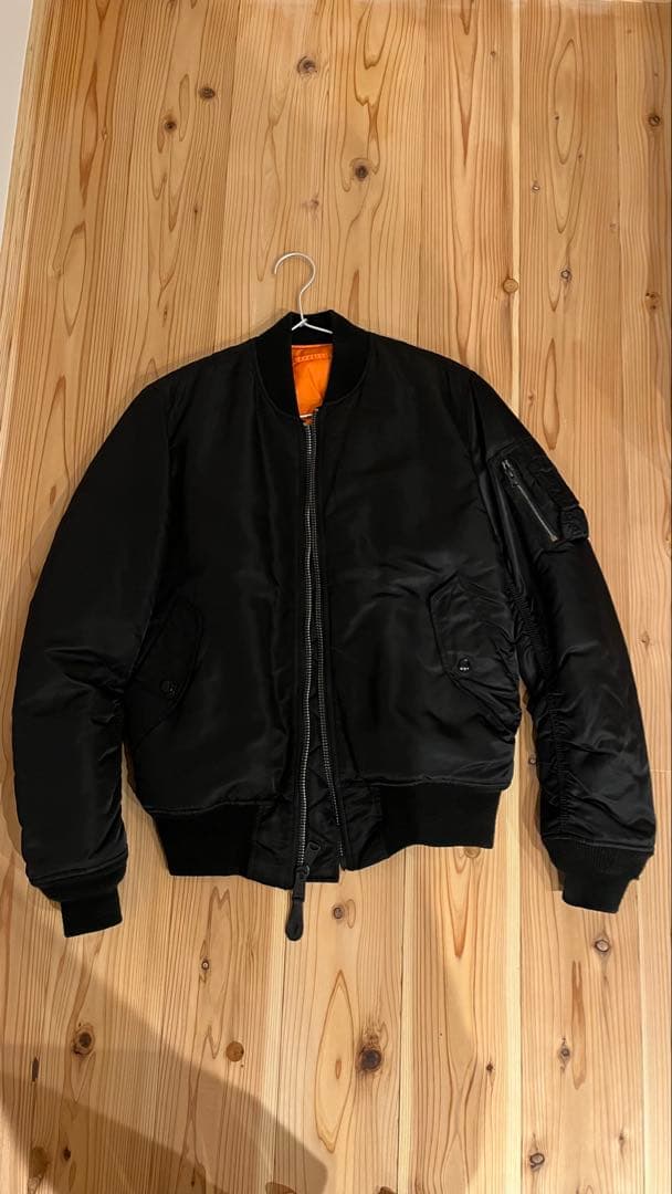 リバーシブル MA-1ジャケット ブラック/オレンジ