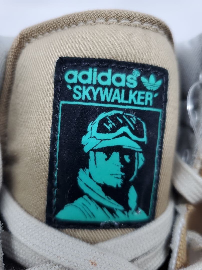 アディダス・スターウォーズ コラボスニーカー スカイウォーカー　25.5cm