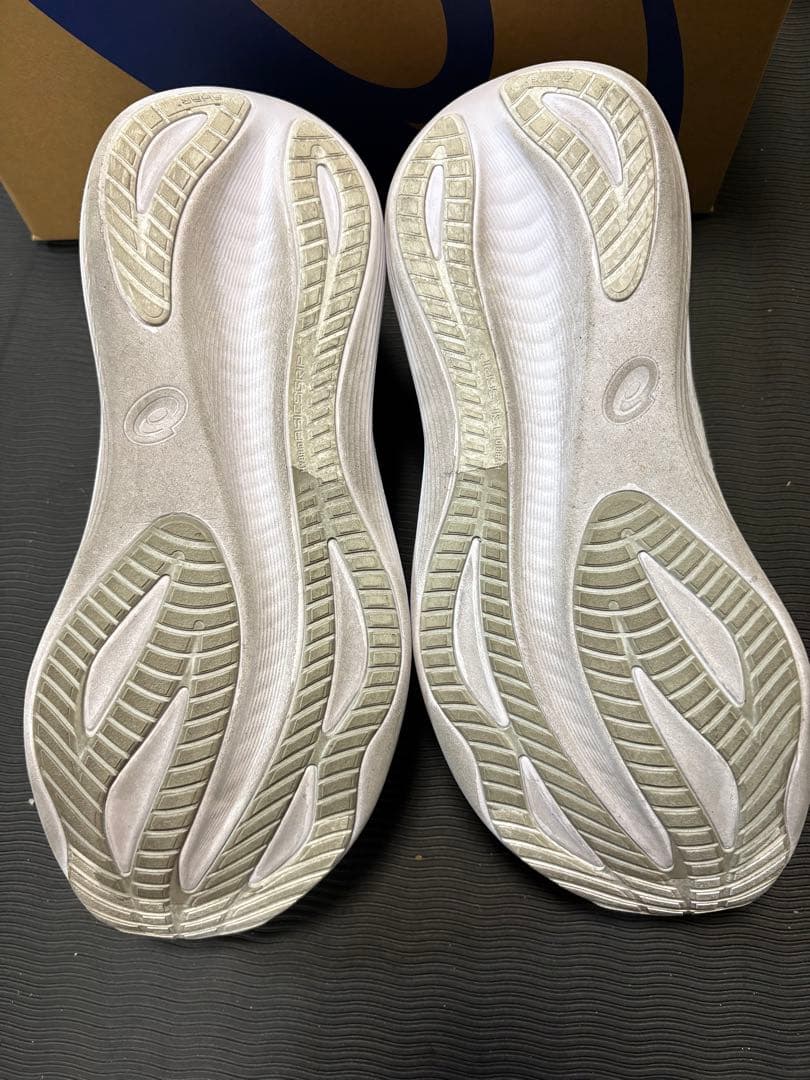 アシックスasicsゲルニンバス27 27.5cm