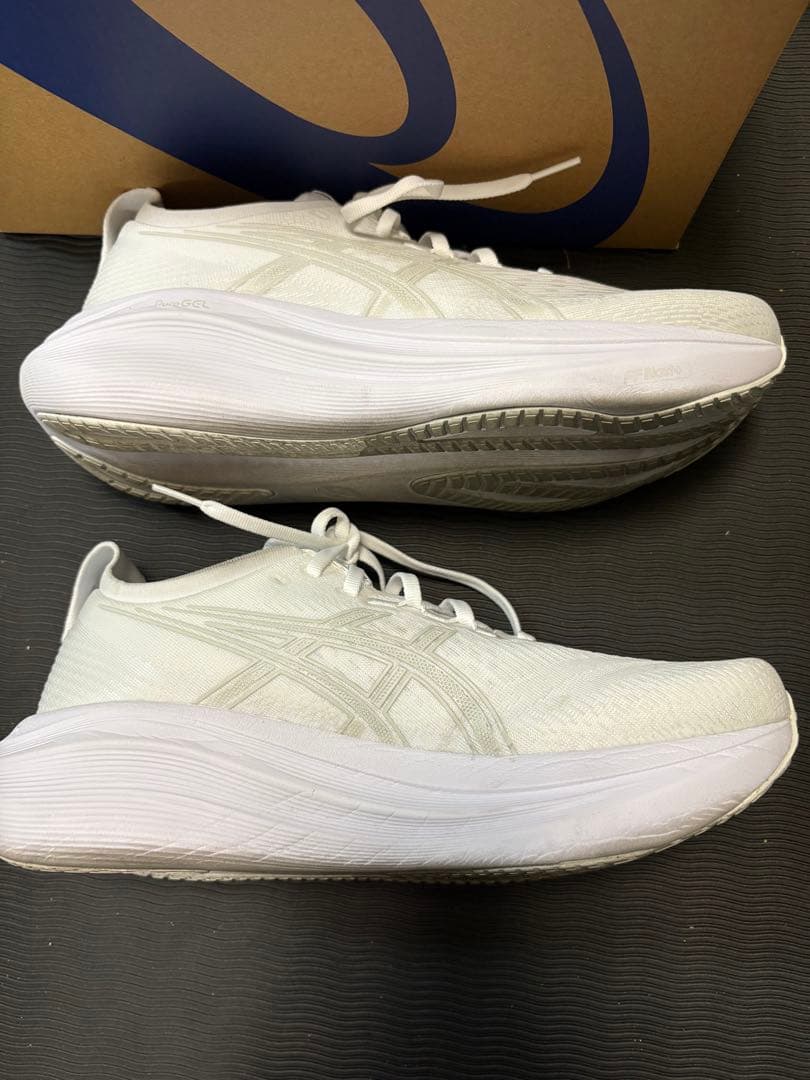 アシックスasicsゲルニンバス27 27.5cm