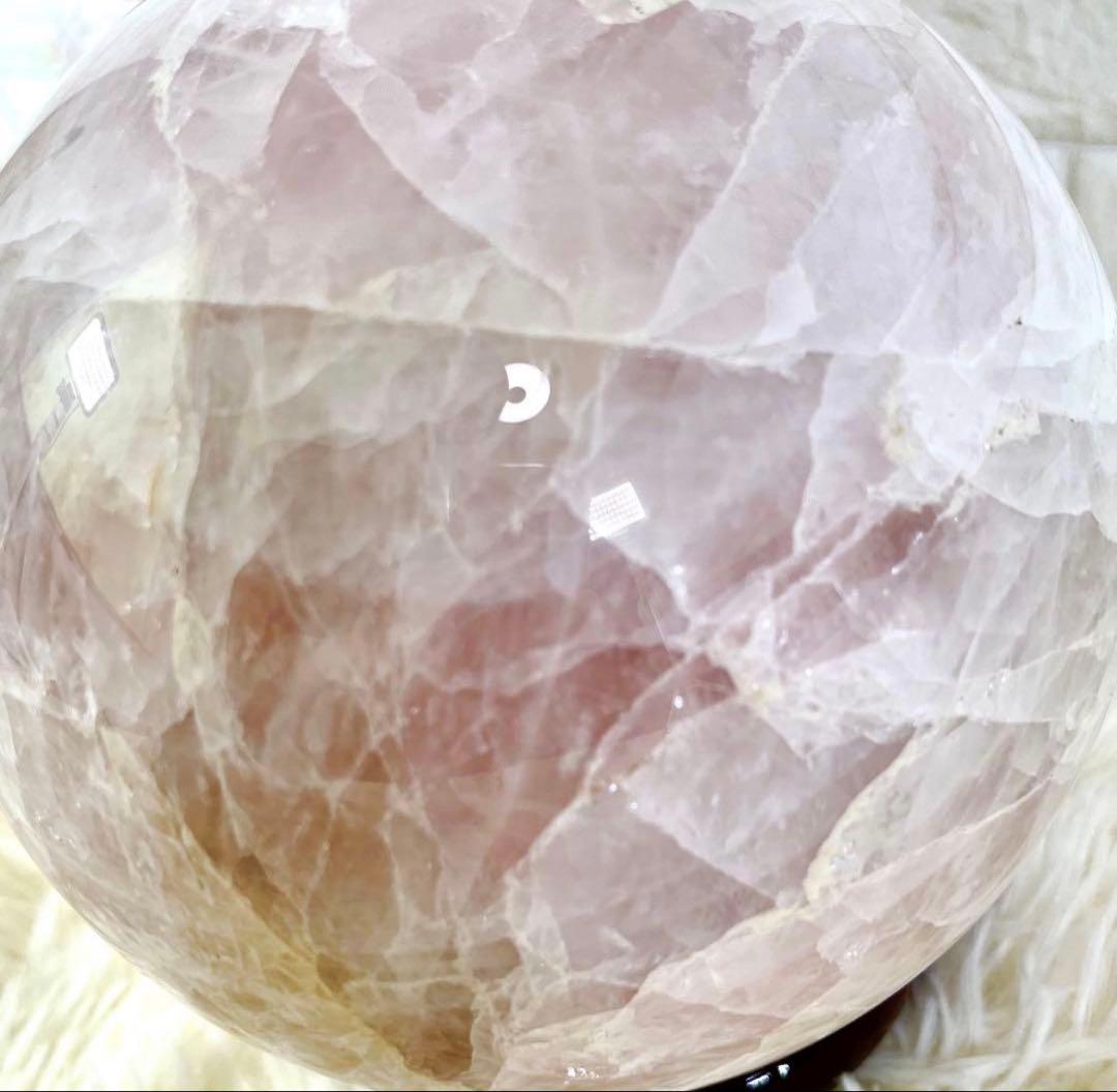 【大玉】ローズクォーツ 球体 6.2kg クラック水晶 スフィア 木製台座付き