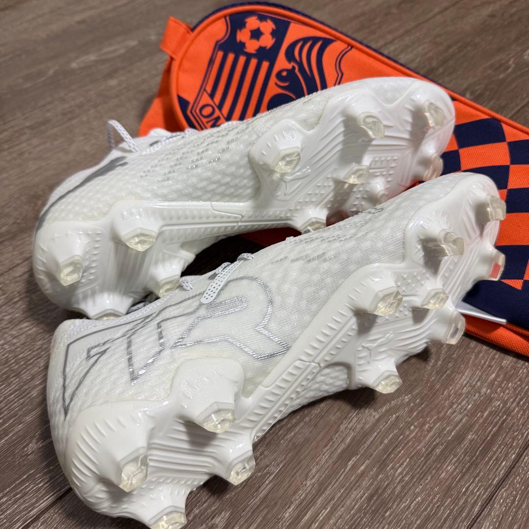 Puma プーマ フューチャー 7 アルティメット LOW FG/AG 26cm