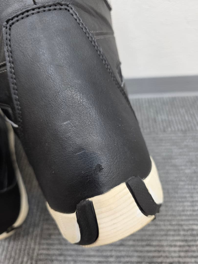 salomon サロモン　FACTION 　26.5cm BOA スノーボード