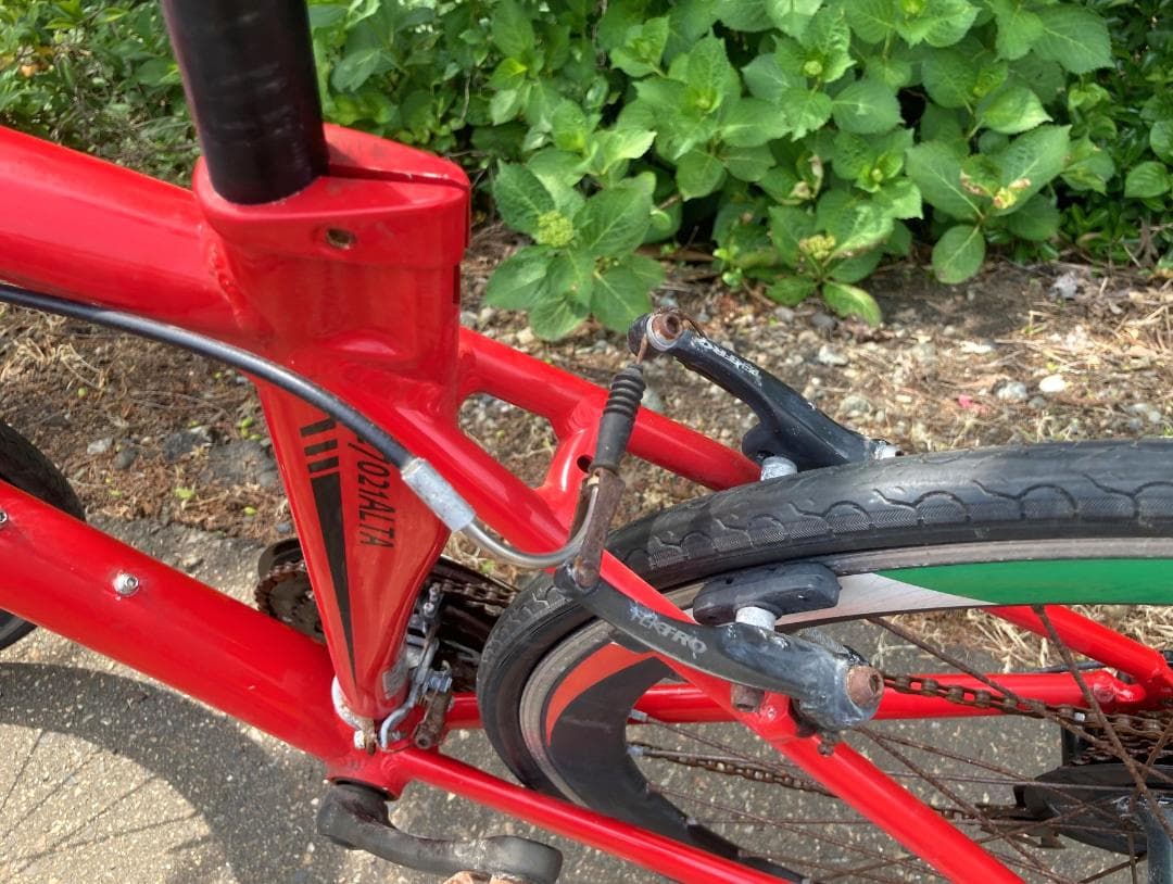 ジャンク：引取り限定】フェラーリ C7021ALTA クロスバイク