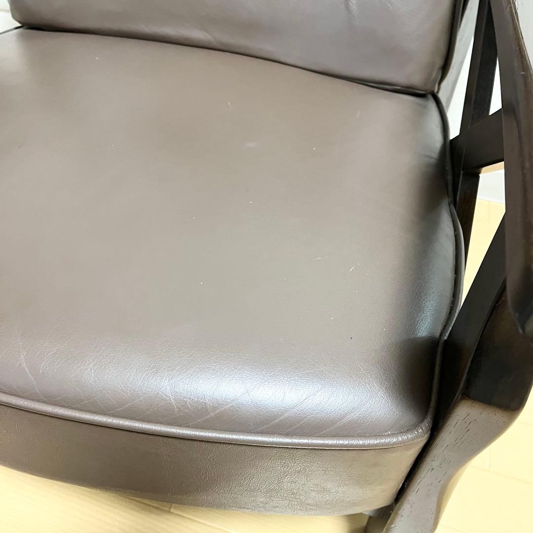 カリモク シングルソファ 1人掛け ヴィンテージ調 本革調 クラシック