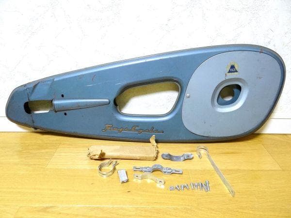 ビンテージ FUJI 富士自転車 チェーンカバー 昭和 レトロ 当時物 現状 希少 ミドリ自転車 チェーンカバー チェーンケース MIDORIBICYCLE 婦人