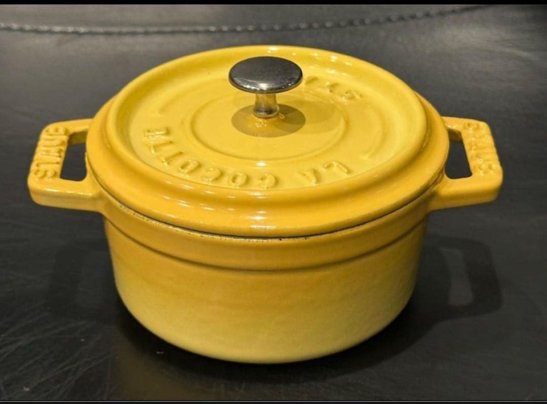 チ*ツ様 【staubストウブ 】ピコ・ココット《10cm》３個とスタンドセット