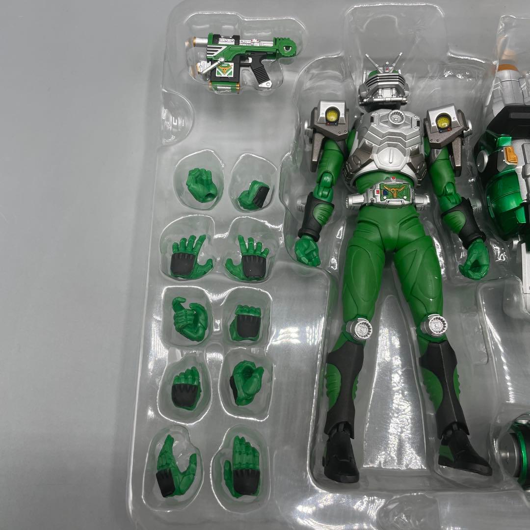 S.H.Figuarts フィギュアーツ　仮面ライダーゾルダ