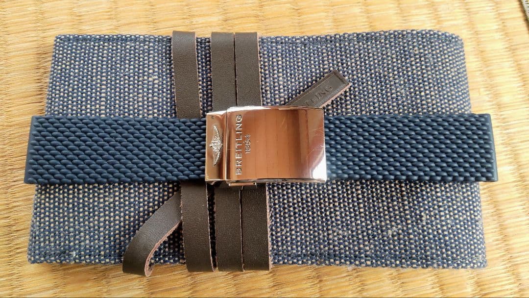 BREITLING ネイビーラバーベルト　バックル ブライトリング（BREITLING） 純正 ラバーベルト ネイビー ブルー 24mm