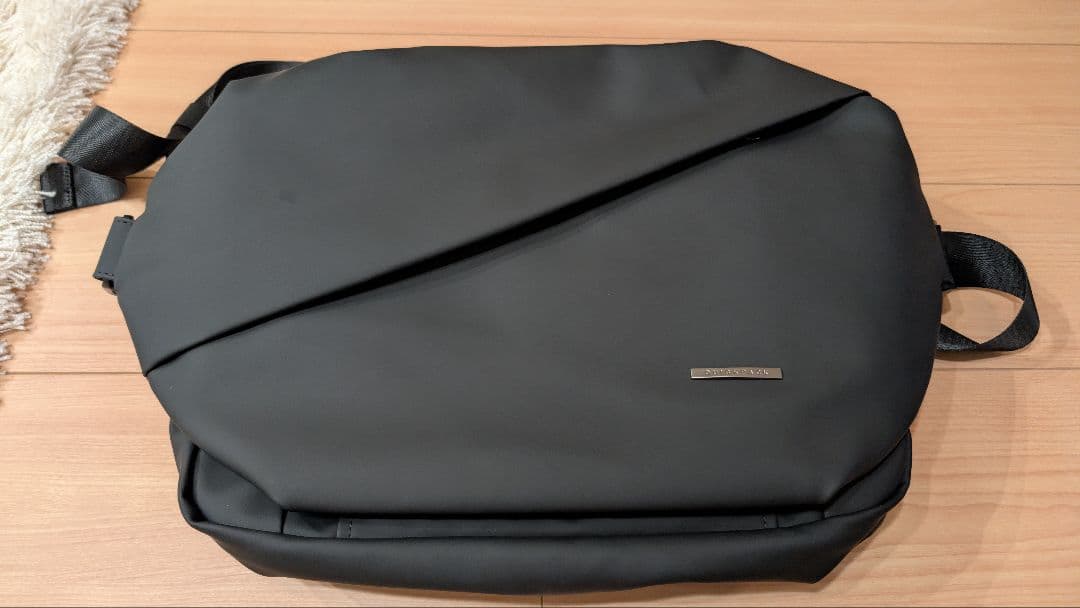 タ*マ様 【美品】QUICKPACK13クイックパック ボディバッグ ブラック ミニマルに働く人のためのワーカーズボディバッグ「QUICK PACK 13