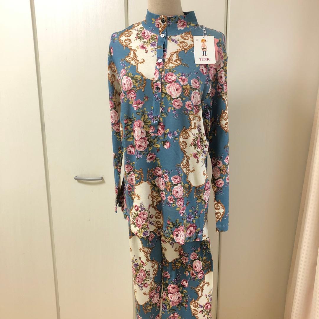 TUNIC 鴨居羊子 薔薇柄プリント ルームウェア・パジャマ