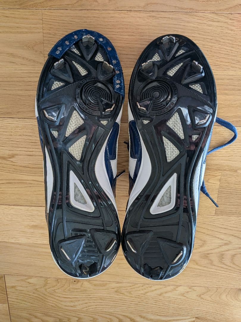 新品・レア・プロ支給品】UNDER ARMOUR P革付き野球スパイク27cm