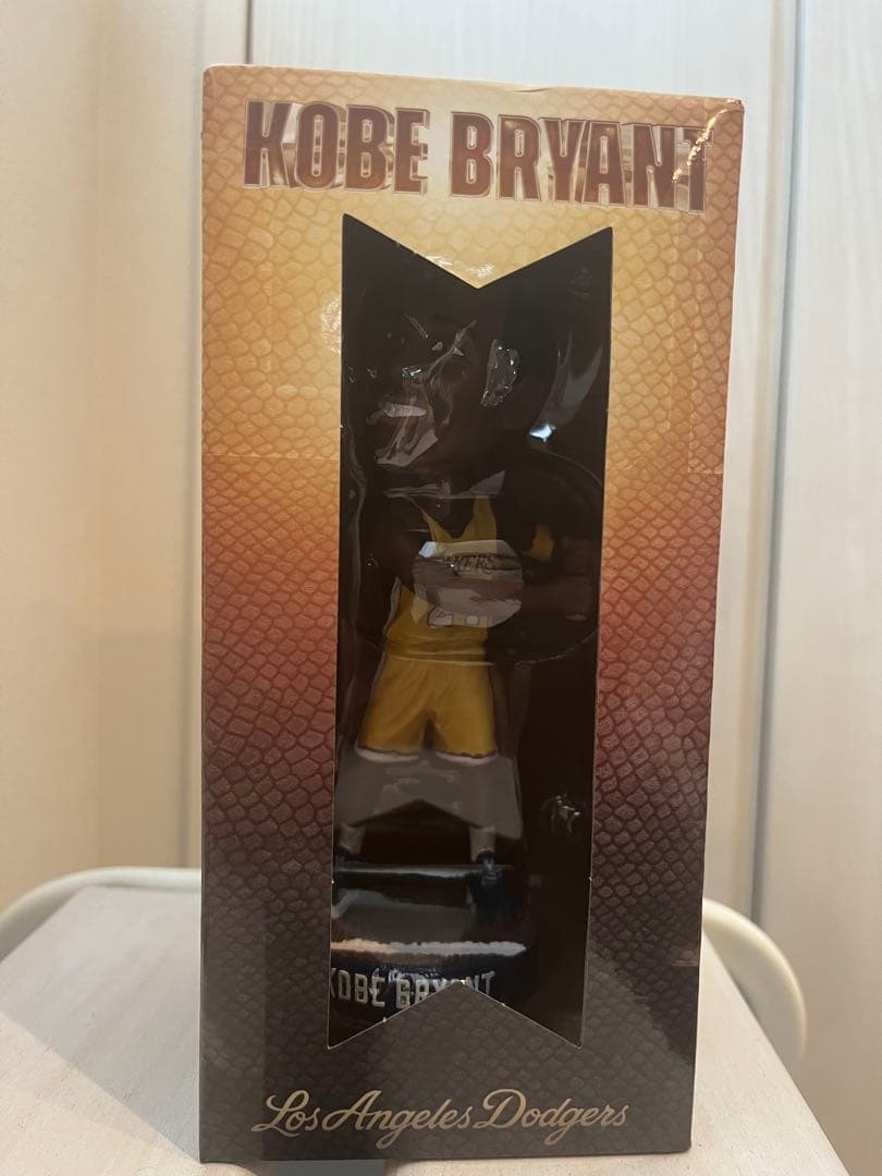 非売品】コビー ブライアントボブルヘッド 8/8ドジャースタジアム配布