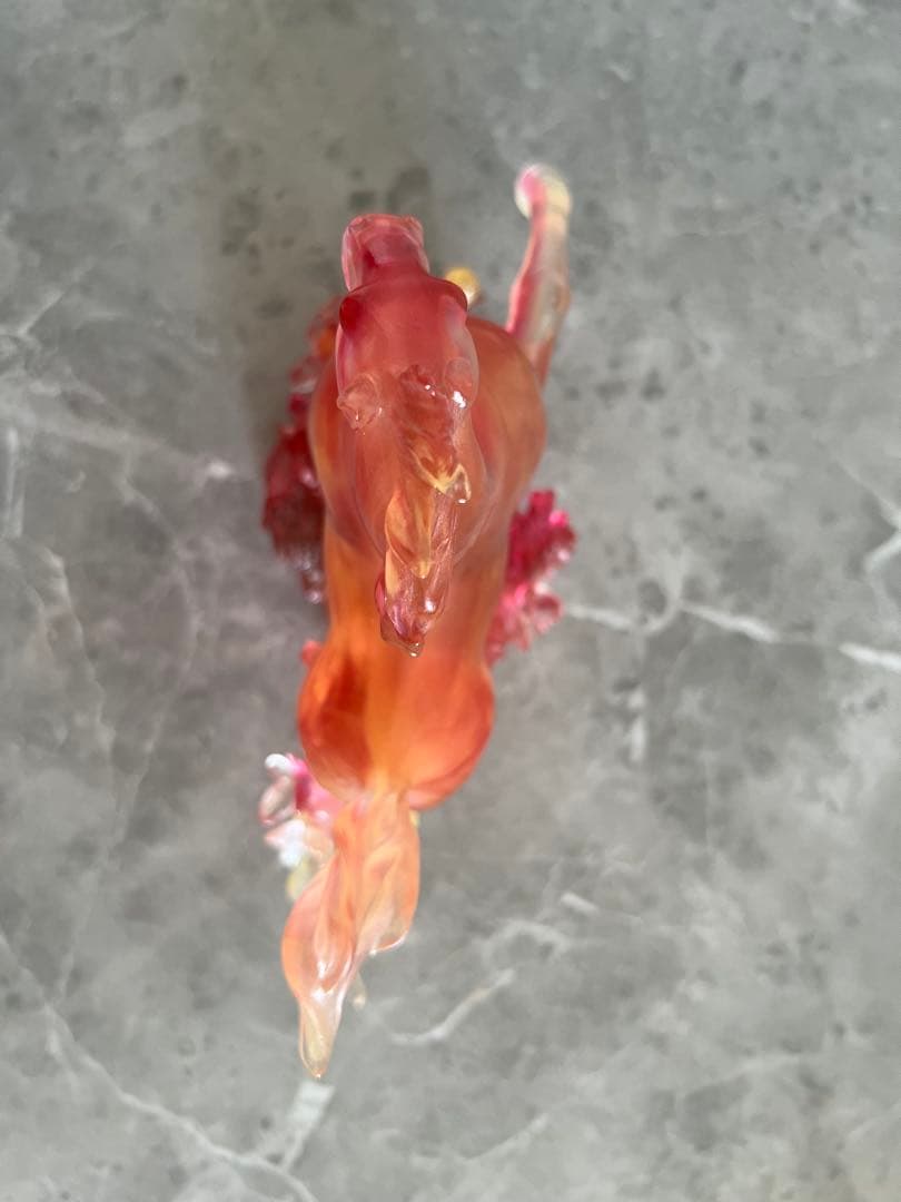 LIULI 琉璃工房 ☆ 躍動する吉祥馬のガラス彫刻 ☆立身出世 開運 事業