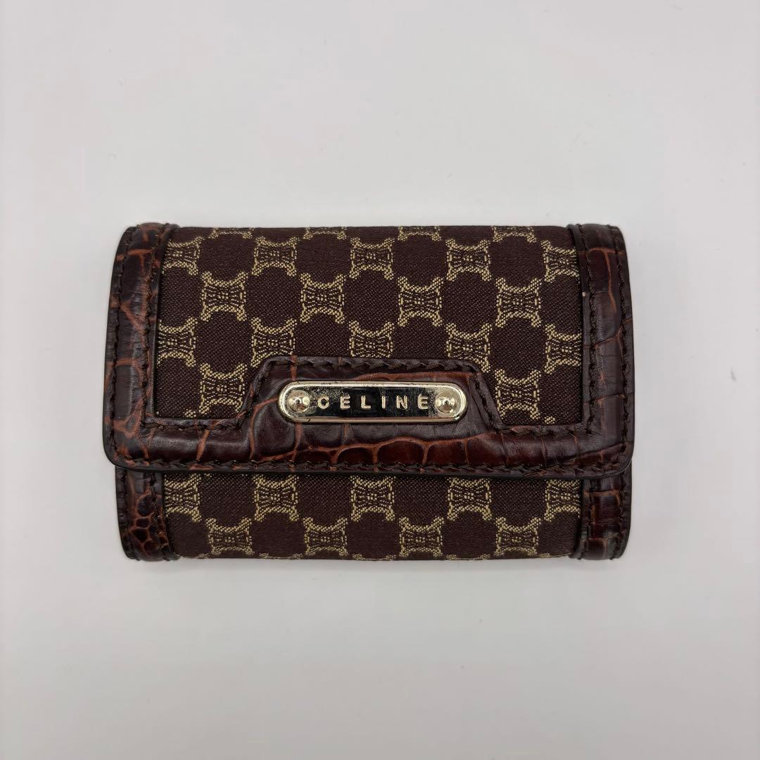 希少品　CELINE キーケース　6連　マカダム　ブラウン　クロコ　レザー　キー CELINE（セリーヌ） キーケース レザー マカダム ロゴ型押し 茶