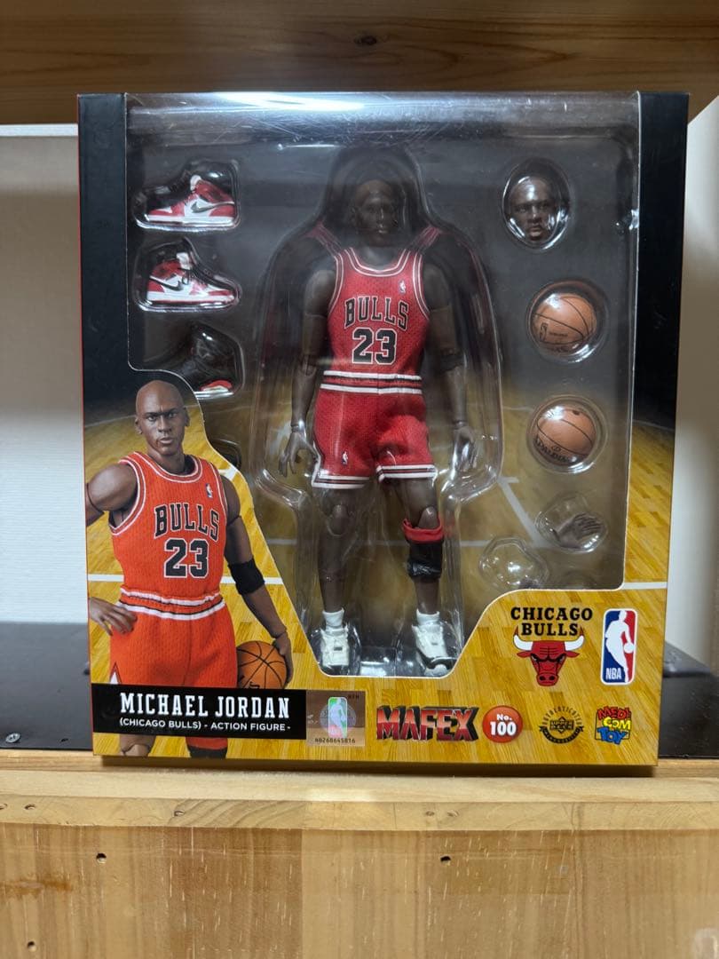 スポーツ Michael Jordan Chicago Bulls Figure MAFEX Action Figure Michael Jordan Chipago Bulls No.100 From Japan