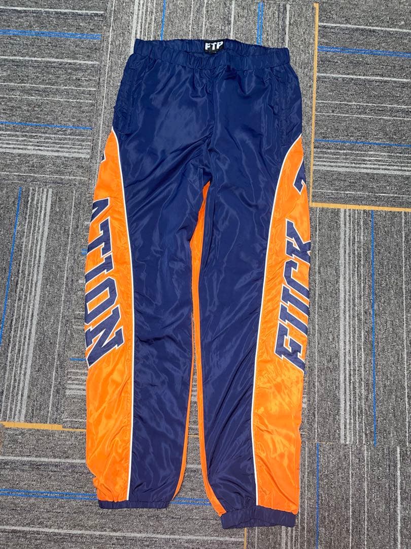 FTP SPELL OUT TRACK PANTS | 激安通販のイーサプライ
