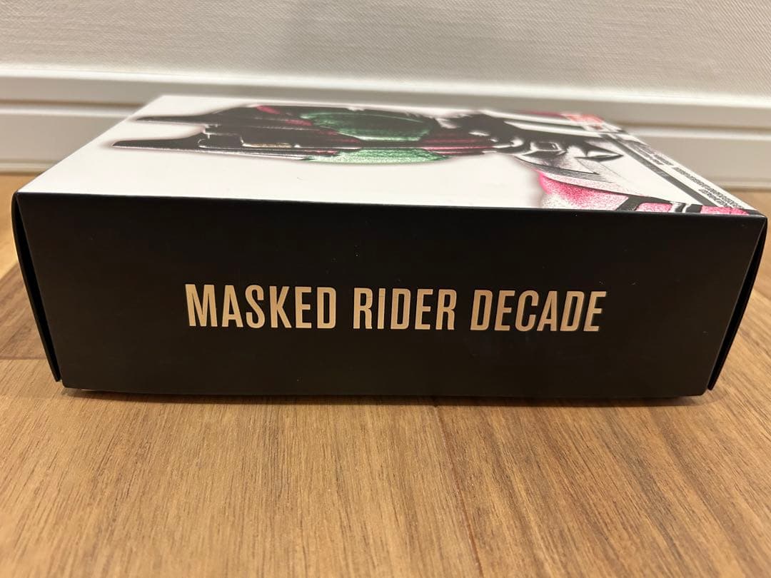 S.H.Figuarts 真骨彫製法 仮面ライダー ディケイド【開封品】
