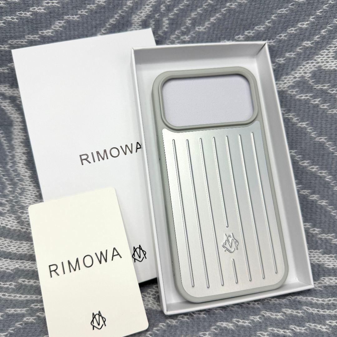 新品/未使用 RIMOWA リモワ iPhone17promxs ケースシルバーの通販