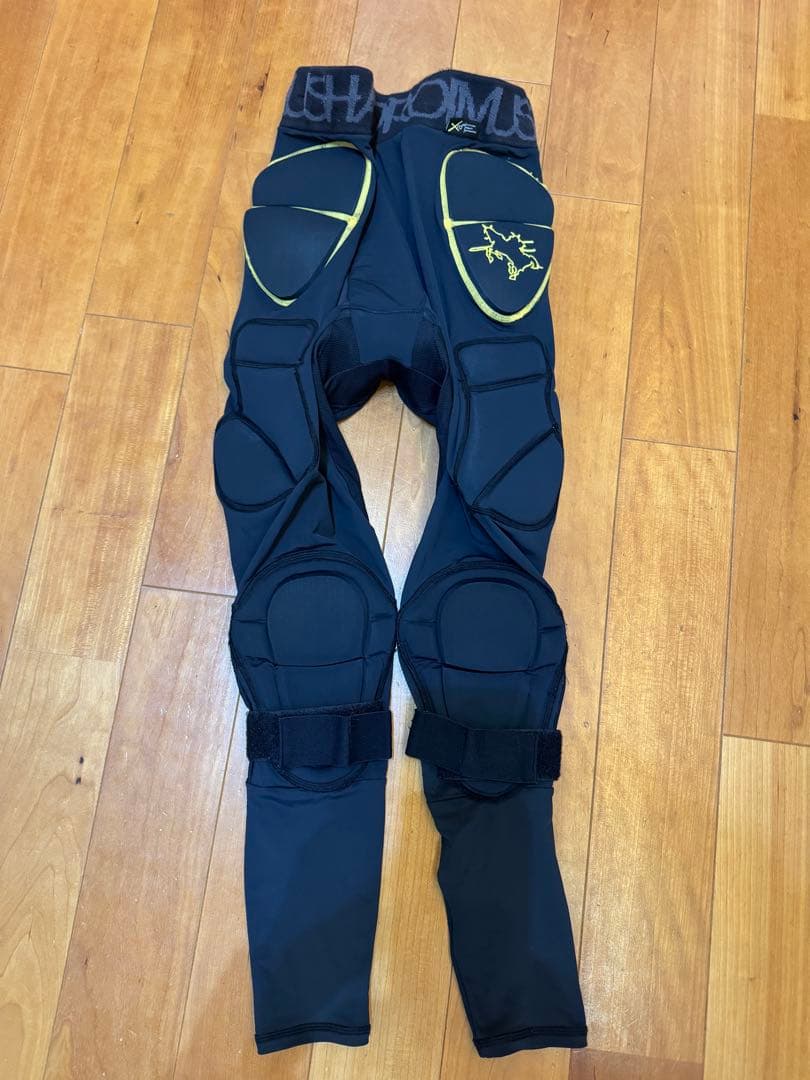 鎧武者　プロテクター　XSサイズ 鎧武者『 プロテクターベスト 』 正規取扱店 ヨロイムシャ PROTECTOR